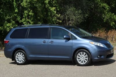 2017 Toyota Sienna