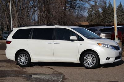 2017 Toyota Sienna
