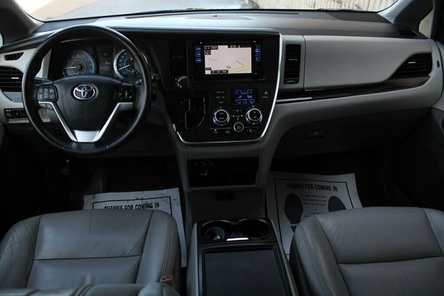 2017 Toyota Sienna AWD XLE PREMIUM W/ REAR DVD, NAVIGATION, LEATHER - 22991207 - 13