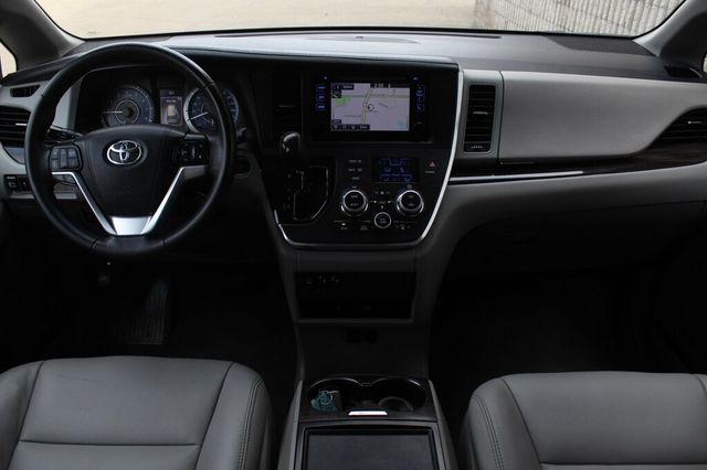 2017 Toyota Sienna AWD XLE PREMIUM W/ REAR DVD, NAVIGATION, LEATHER MOONROOF - 22985529 - 12