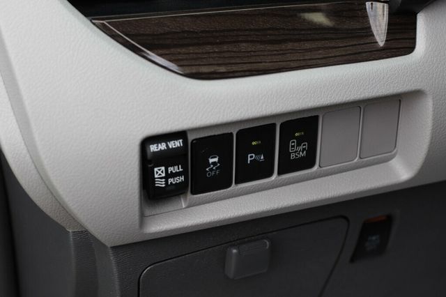 2017 Toyota Sienna AWD XLE PREMIUM W/ REAR DVD, NAVIGATION, LEATHER MOONROOF - 22985529 - 22