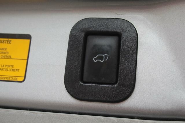 2017 Toyota Sienna AWD XLE PREMIUM W/ REAR DVD, NAVIGATION, LEATHER MOONROOF - 22985529 - 33