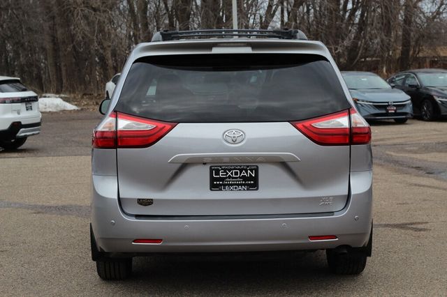 2017 Toyota Sienna AWD XLE PREMIUM W/ REAR DVD, NAVIGATION, LEATHER MOONROOF - 22985529 - 4