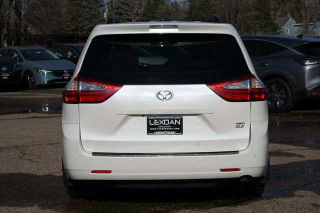 2017 Toyota Sienna