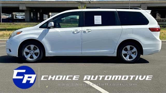 2017 Toyota Sienna LE Automatic Access Seat FWD 7-Passenger - 22399016 - 2