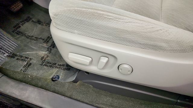 2017 Toyota Sienna LE AWD 7-Seater - 23005668 - 10