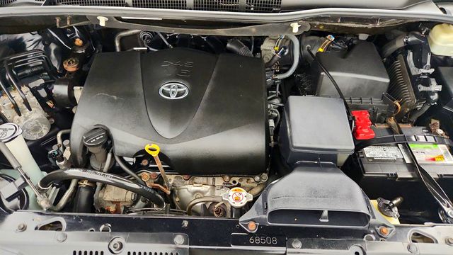 2017 Toyota Sienna LE AWD 7-Seater - 23005668 - 26