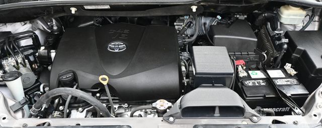 2017 Toyota Sienna LE FWD 8-Passenger - 23034892 - 15