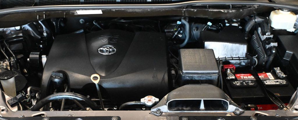 Toyota Sienna photo 21