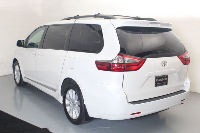 2017 Toyota Sienna Limited AWD 7-Passenger - 23024312 - 1