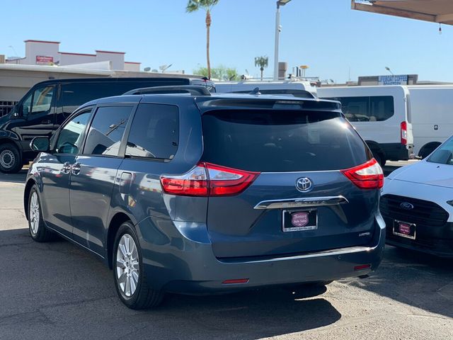 2017 Toyota Sienna Limited Premium FWD 7-Passenger 1-OWNER - 23050737 - 18