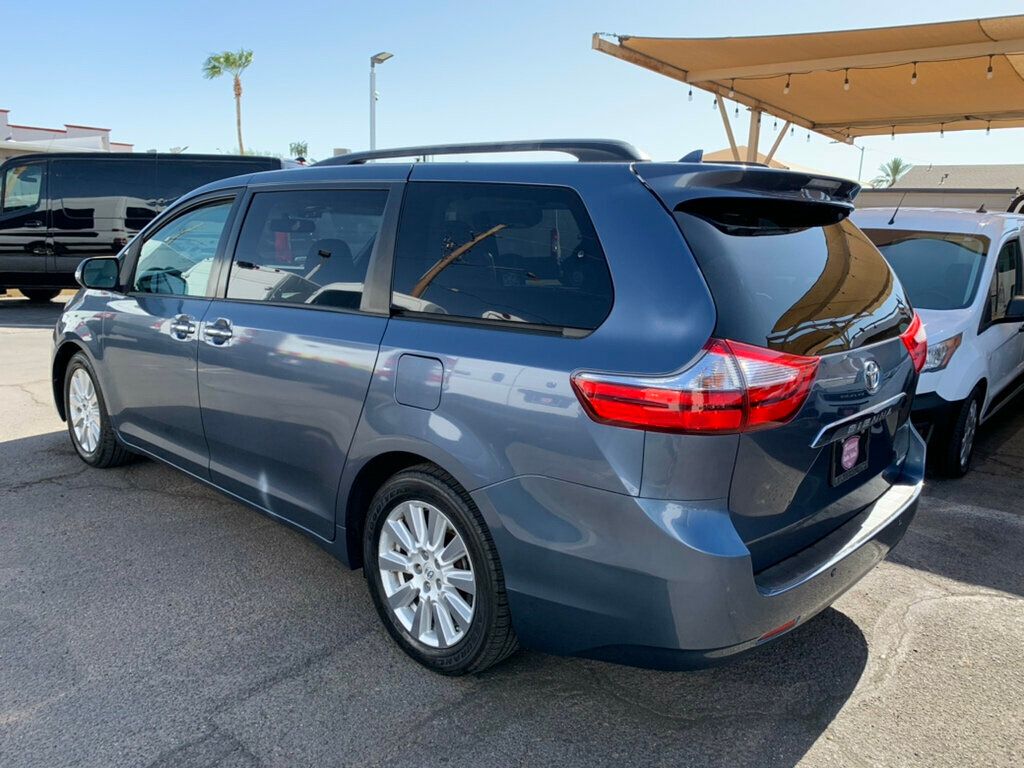 2017 Toyota Sienna Limited Premium FWD 7-Passenger 1-OWNER - 23050737 - 19