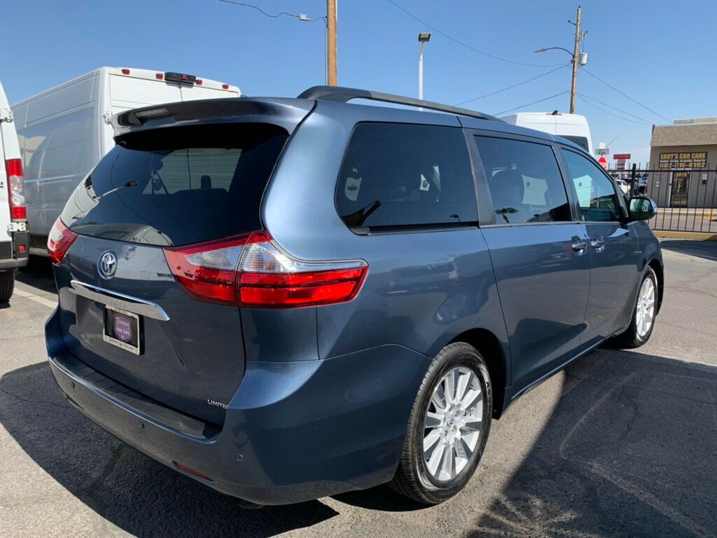 2017 Toyota Sienna Limited Premium FWD 7-Passenger 1-OWNER - 23050737 - 22