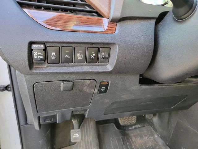 2017 Toyota Sienna Limited Premium Minivan 4D - 23031822 - 22