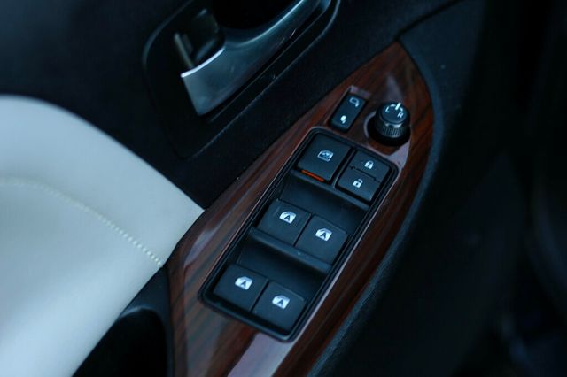 2017 Toyota Sienna LIMITED W/ LEATHER MOONROOF - 22927158 - 20