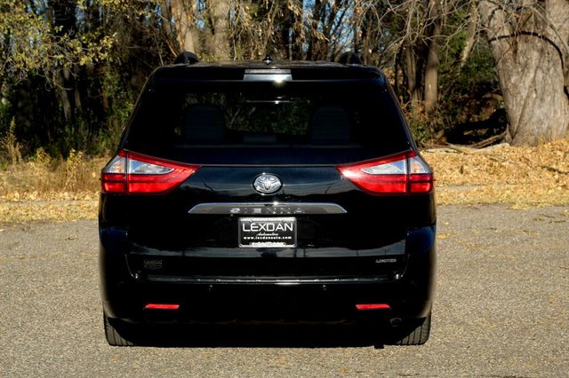 2017 Toyota Sienna LIMITED W/ LEATHER MOONROOF - 22927158 - 4