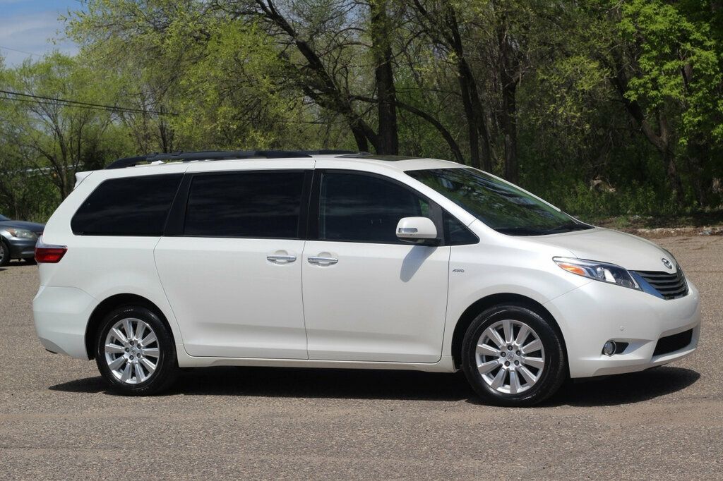 2017 Toyota Sienna ONE OWNER AWD LIMITED PREMIUM W/ DVD, & NAVIGATION - 23020964 | Video 1