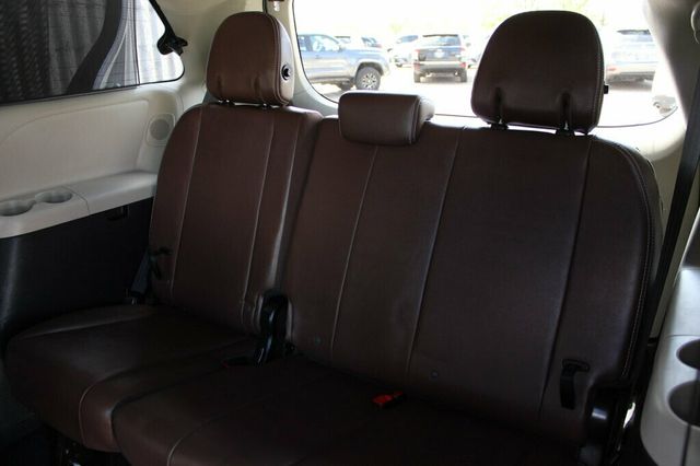 2017 Toyota Sienna ONE OWNER AWD LIMITED PREMIUM W/ DVD, & NAVIGATION - 23020964 - 29