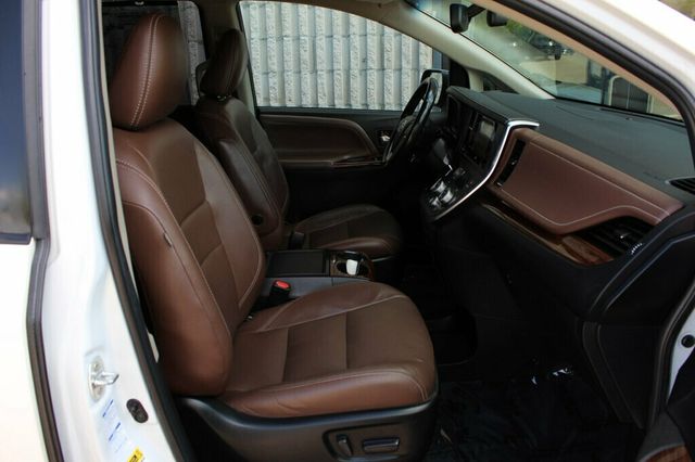 2017 Toyota Sienna ONE OWNER AWD LIMITED PREMIUM W/ DVD, & NAVIGATION - 23020964 - 6