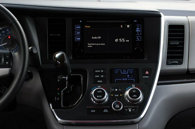 2017 Toyota Sienna ONE OWNER  XLE PREMIUM W/ NAVIGATION, DVD,LEATHER, MOONROOF - 23018364 - 16
