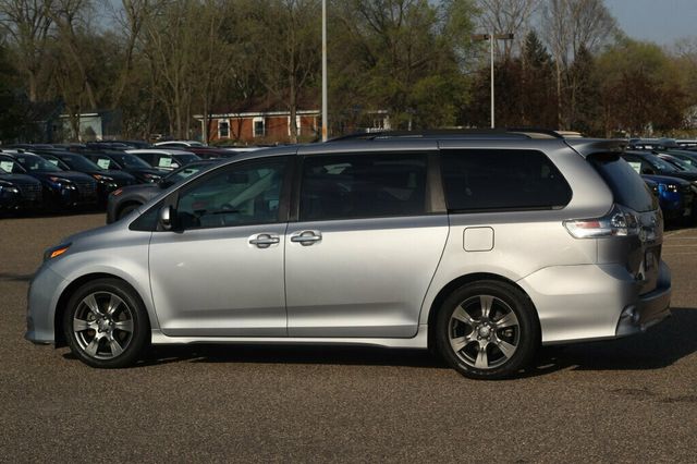 2017 Toyota Sienna SE 8 PASSENGER W/, NAVIGATION  - 23014233 - 18