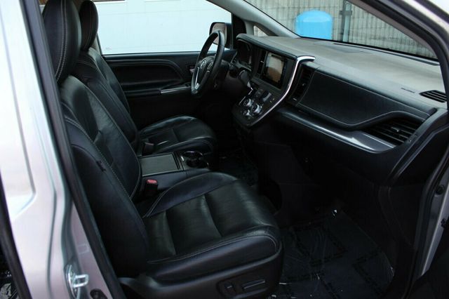 2017 Toyota Sienna SE 8 PASSENGER W/, NAVIGATION  - 23014233 - 8