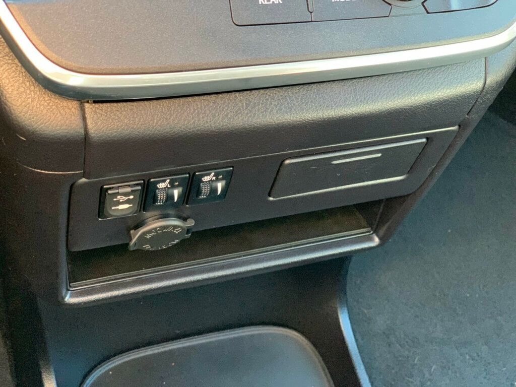 2017 Toyota Sienna SE FWD 8-Passenger - 22975613 - 47