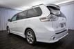 2017 Toyota Sienna SE FWD 8-Passenger - 22971825 - 31