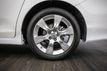 2017 Toyota Sienna SE FWD 8-Passenger - 22971825 - 43