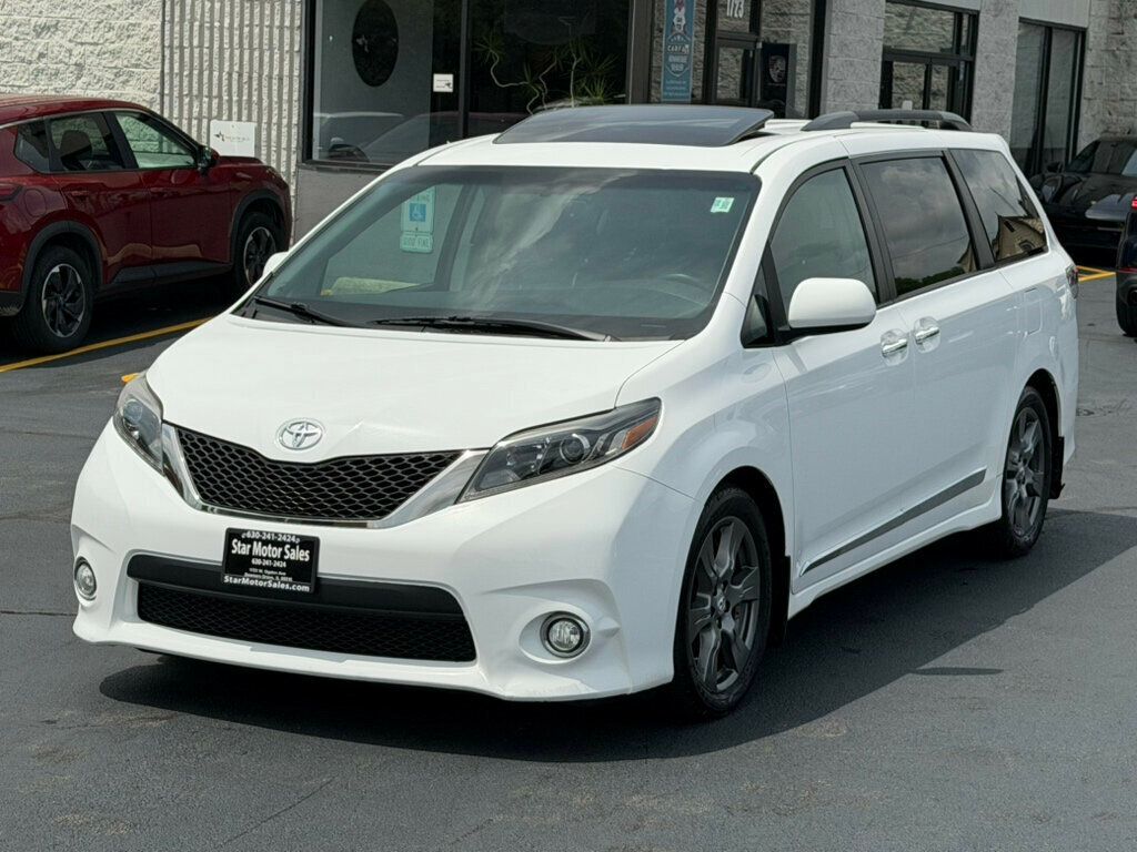 2017 Toyota Sienna SE FWD 8-Passenger - 23037145 - 10