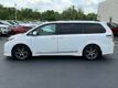 2017 Toyota Sienna SE FWD 8-Passenger - 23037145 - 15