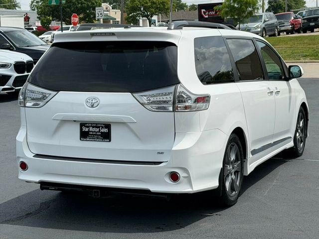 2017 Toyota Sienna SE FWD 8-Passenger - 23037145 - 7