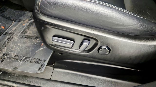 2017 Toyota Sienna SE FWD 8-Passenger VMI Northstar Wheelchair Conversion - 22966057 - 11