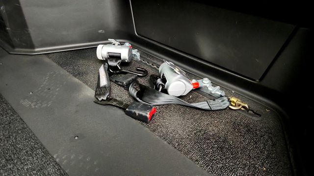 2017 Toyota Sienna SE FWD 8-Passenger VMI Northstar Wheelchair Conversion - 22966057 - 21