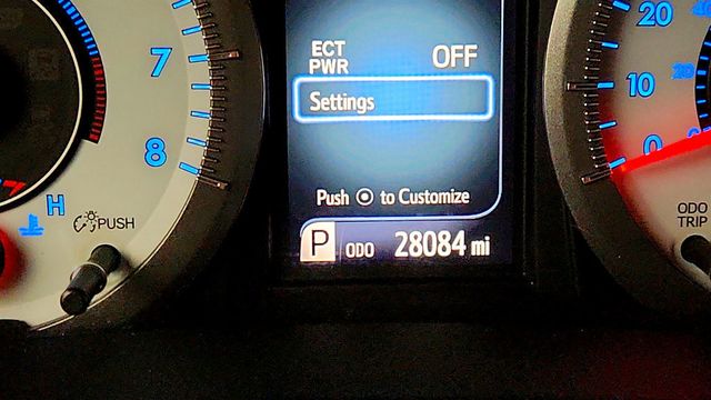 2017 Toyota Sienna SE Premium, 8-Seater with VMI Northstar Wheelchair Conversion - 22966057 - 15