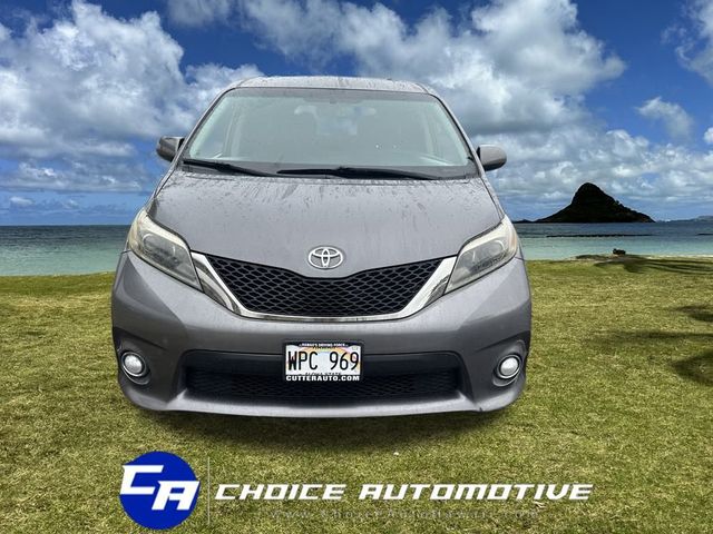 2017 Toyota Sienna SE Premium FWD 8-Passenger - 22701399 - 9