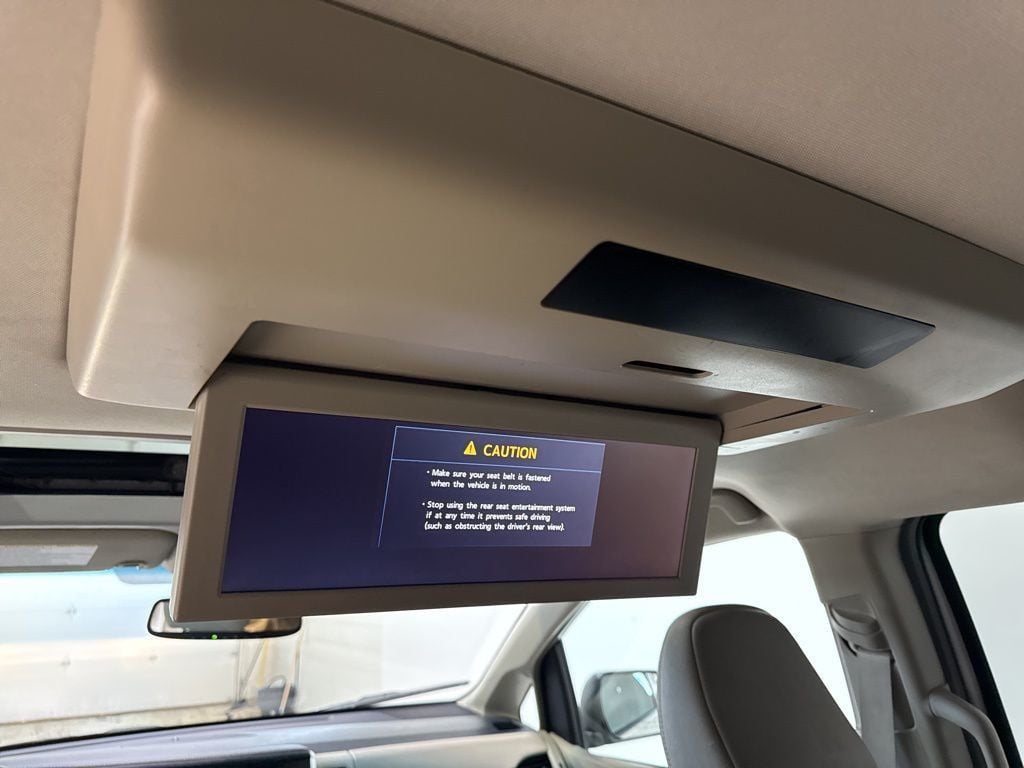 2017 Toyota Sienna XLE Automatic Access Seat FWD 7-Passenger - 22973366 - 35