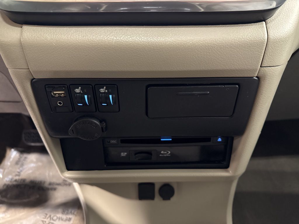2017 Toyota Sienna XLE Automatic Access Seat FWD 7-Passenger - 23034004 - 20