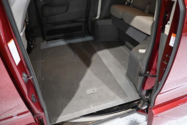 2017 Toyota Sienna XLE Automatic Access Seat FWD 7-Passenger - 23045344 - 27