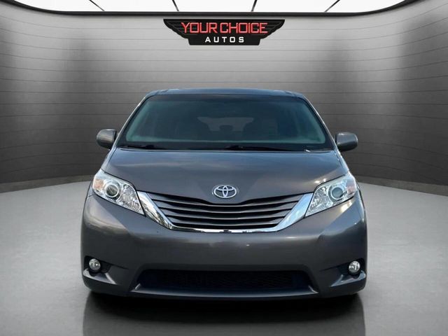 2017 Toyota Sienna XLE Automatic Access Seat FWD 7-Passenger - 22939183 - 7