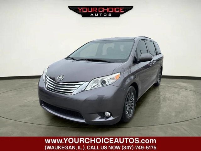 2017 Toyota Sienna XLE Automatic Access Seat FWD 7-Passenger - 22968928 - 0