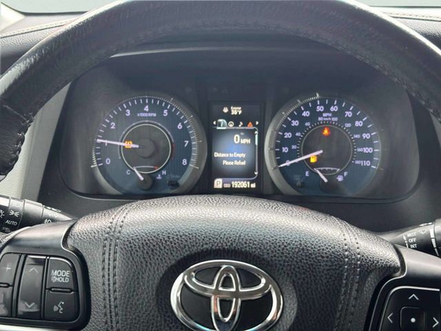 2017 Toyota Sienna XLE Automatic Access Seat FWD 7-Passenger - 22968928 - 21