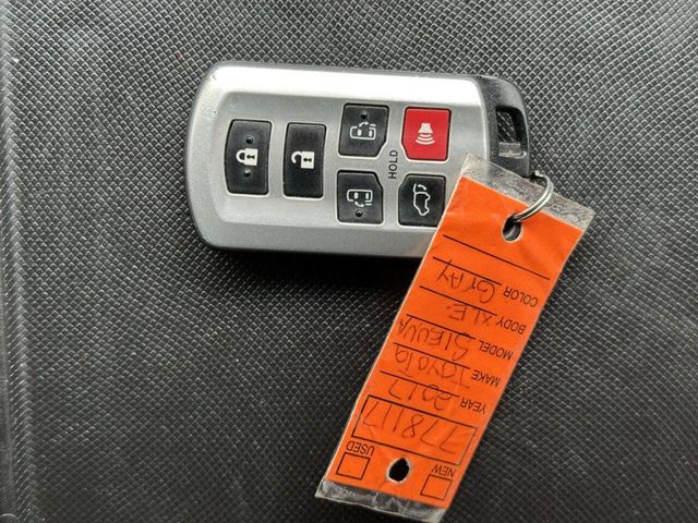 2017 Toyota Sienna XLE Automatic Access Seat FWD 7-Passenger - 22968928 - 30
