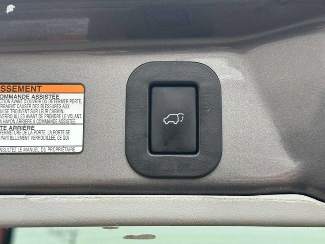 2017 Toyota Sienna XLE Automatic Access Seat FWD 7-Passenger - 22968928 - 33