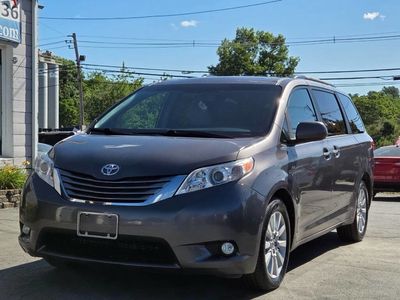2017 Toyota Sienna - 5TDDZ3DC2HS183097
