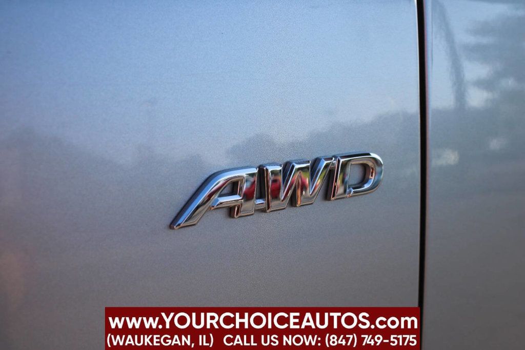 2017 Toyota Sienna XLE AWD 7-Passenger - 22915533 - 9