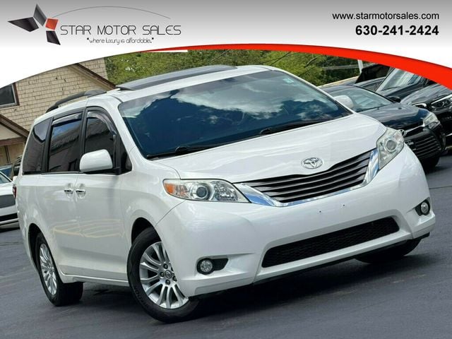 2017 Toyota Sienna XLE FWD 8-Passenger - 23040003 - 0