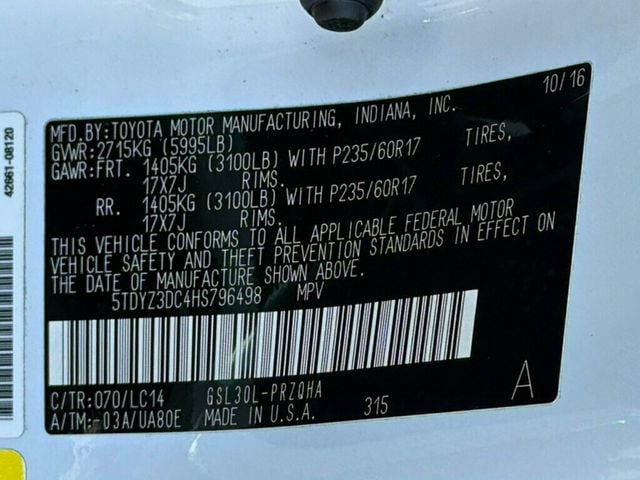 2017 Toyota Sienna XLE FWD 8-Passenger - 23040003 - 58