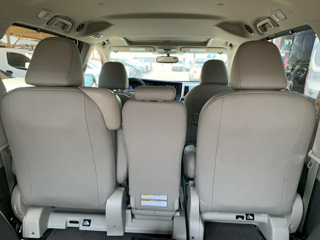2017 Toyota Sienna XLE FWD 8-Passenger 1-Owner HANDICAP ACCESSIBLE - 23064941 - 13