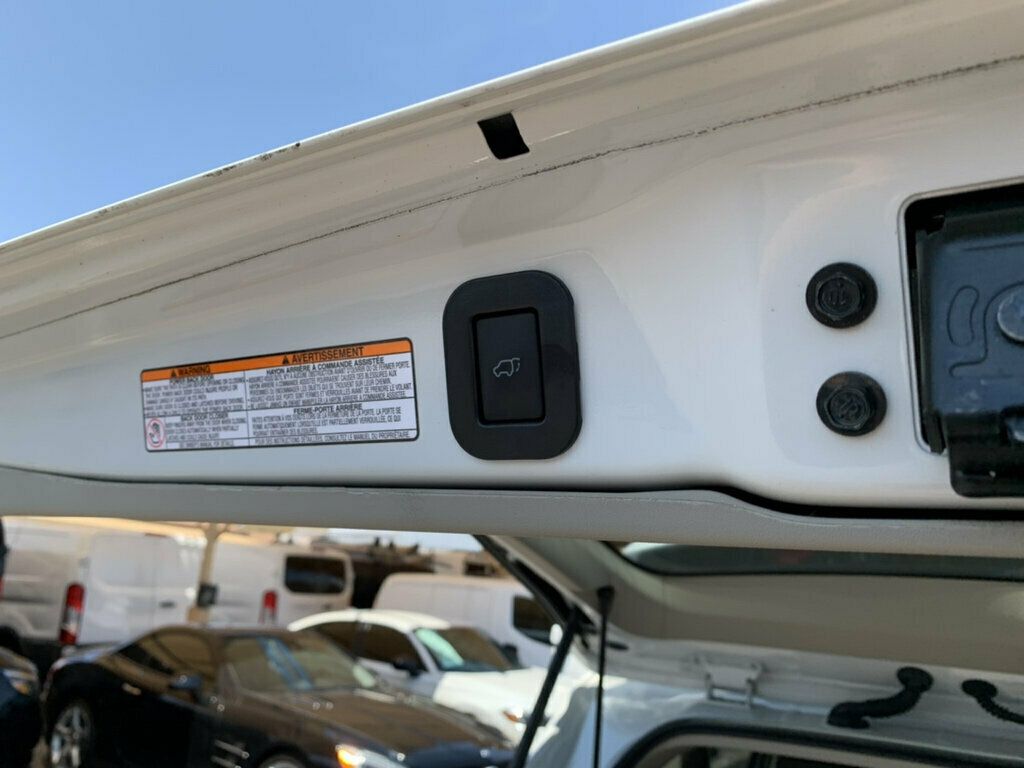 2017 Toyota Sienna XLE FWD 8-Passenger 1-Owner HANDICAP ACCESSIBLE - 23064941 - 19